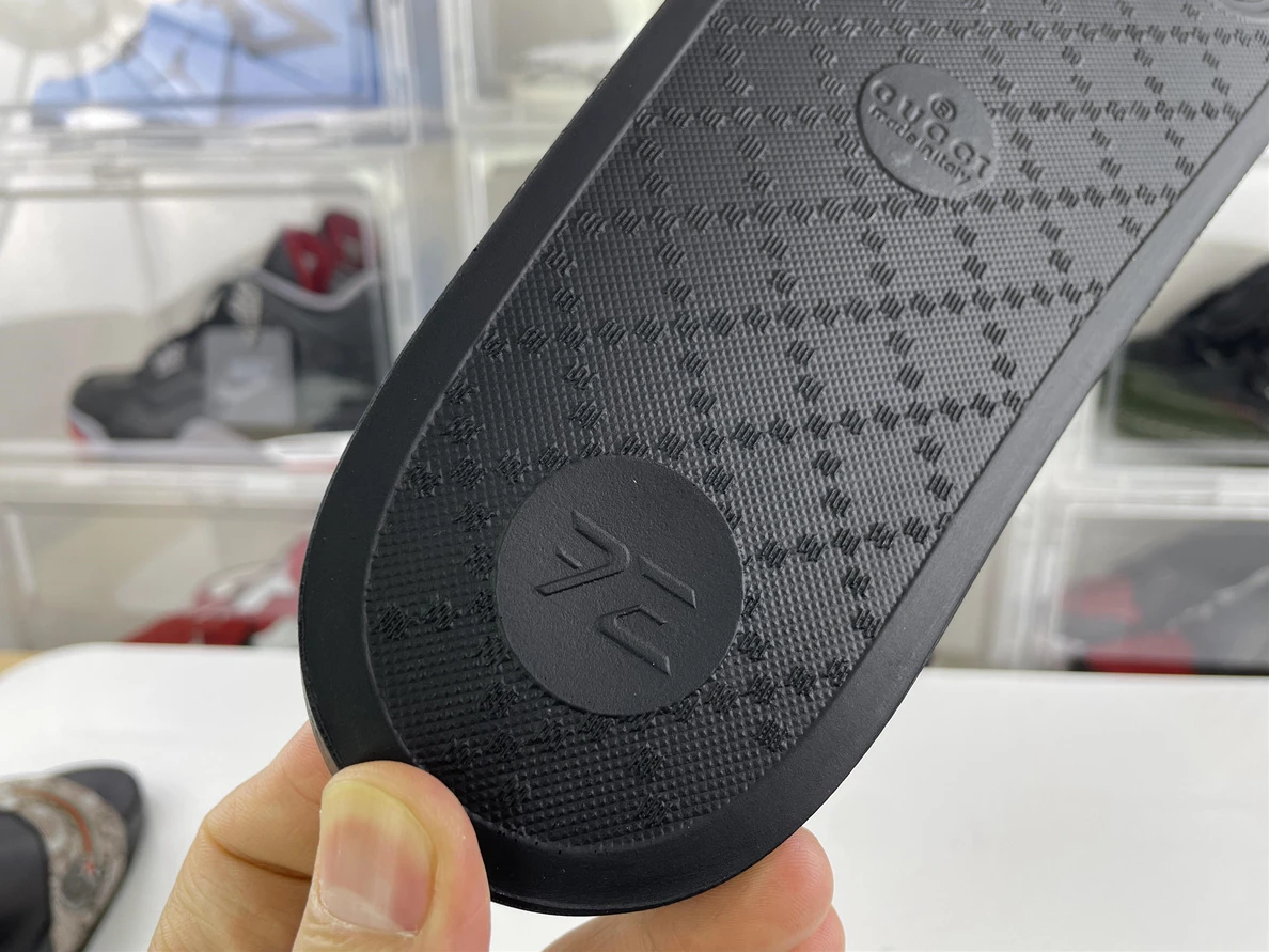 HighQuality 5418 GUCCI Slide with Tiger LOGO 102