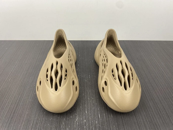 HighQuality 9997 ADIDAS YEEZY Foam RNNR Mist GY 2865