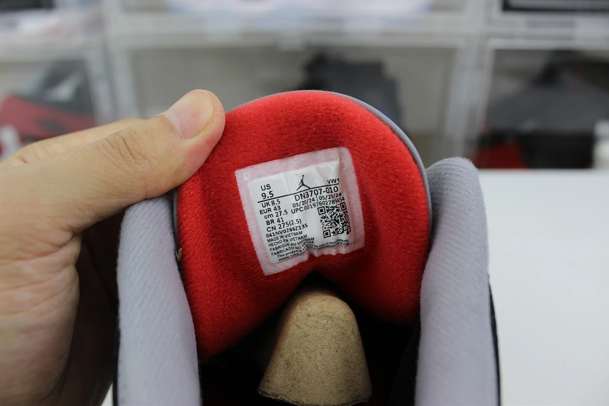 HighQuality Air Jordan 3 OG “Black Cement”（2024） 708