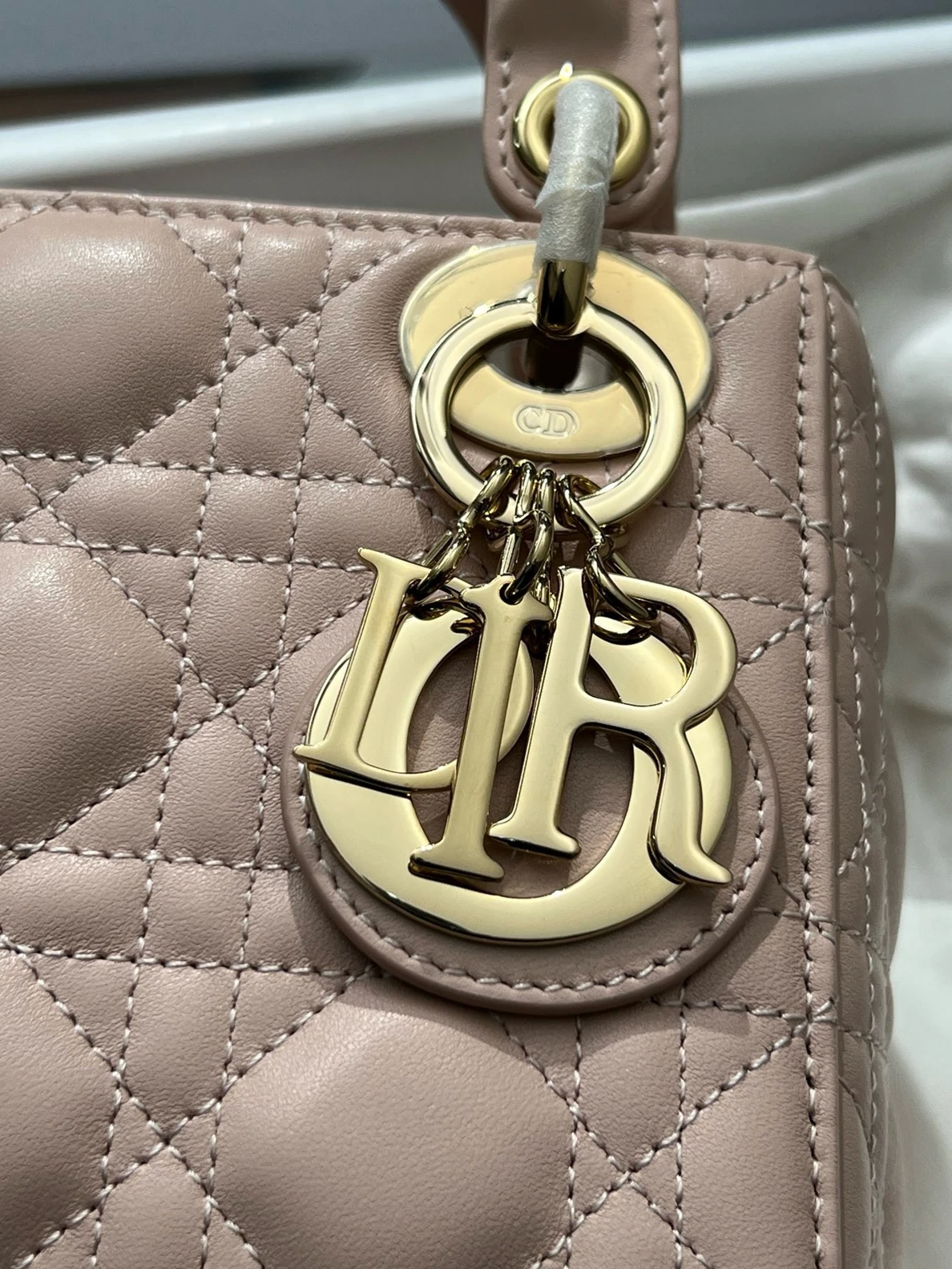 HighQuality DIOR Mini Lady Dior Hand Bag Pink Color (17 x 15 x7 cm) 265