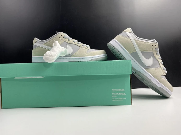 HighQuality Nike SB Dunk Low Summit White Wolf Grey AR0778-110 2195