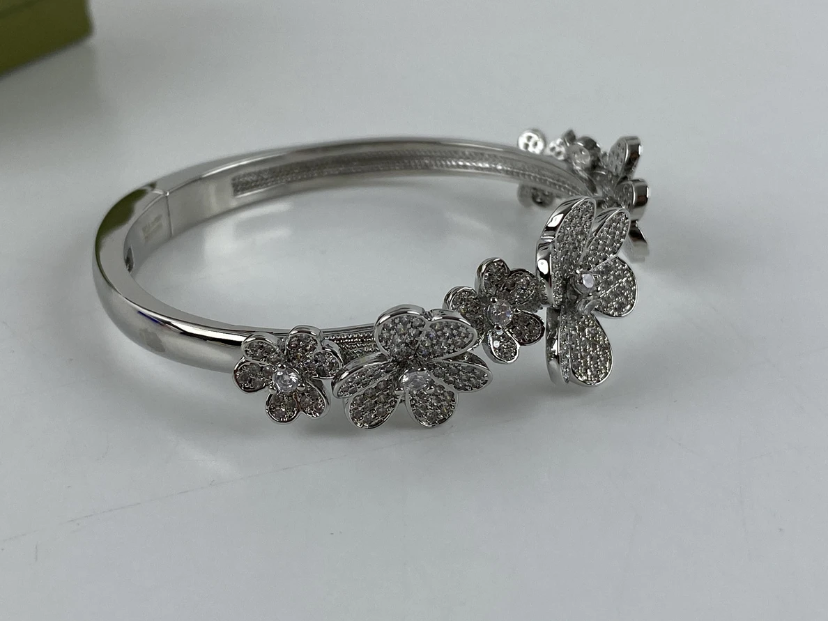 Jewelry Rings (lots of brands, price is for 1 pcs) GoAnywhere 32