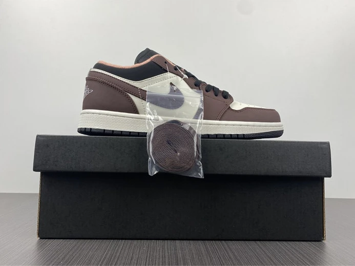 Jordan 1 Low Mocha DC6991-200 WellDesigned 668