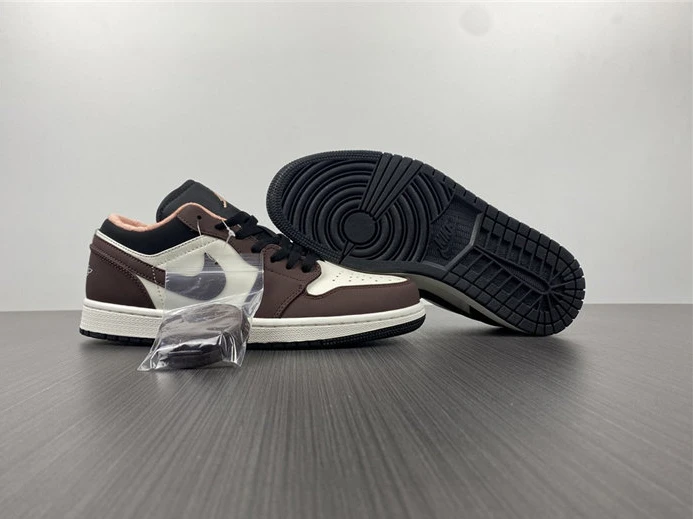 Jordan 1 Low Mocha DC6991-200 WellDesigned 668
