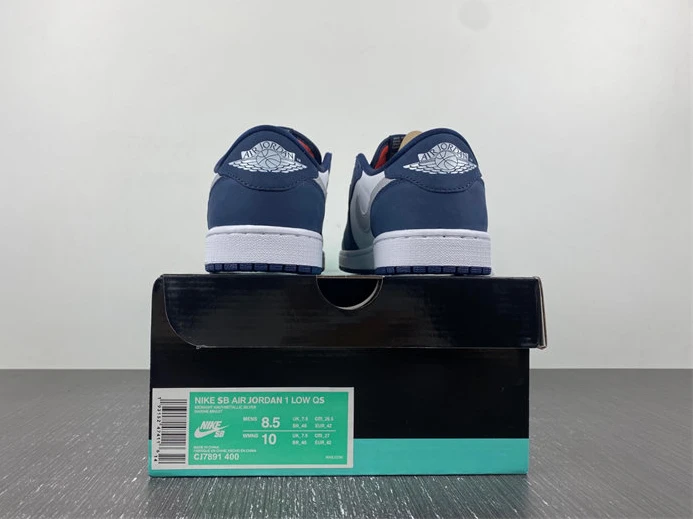 Jordan 1 Low SB Midnight Navy CJ7891-400 SportInspired 593