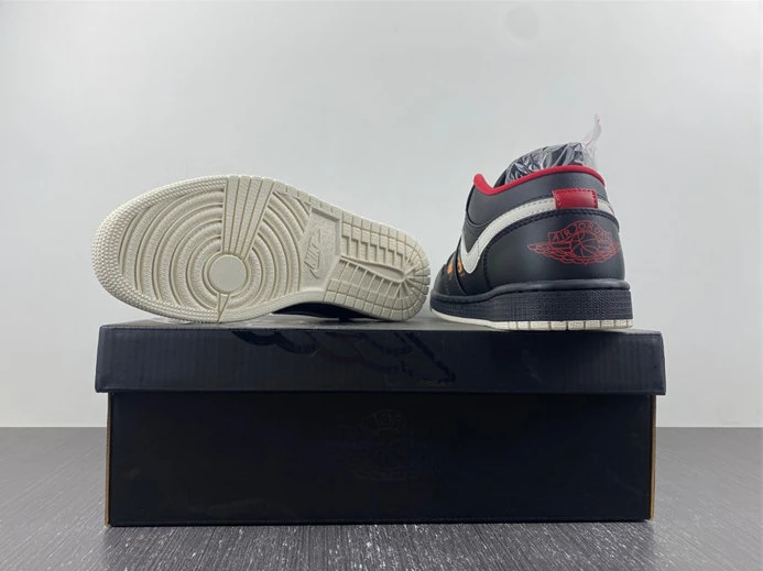 Jordan 1 Low SE Just Skate Black FJ7073-010 NewStyle 597