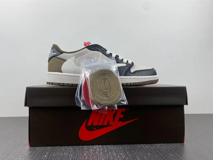 Jordan 1 Retro Low OG SP Travis Scott DM7866-902 UrbanStyle 591