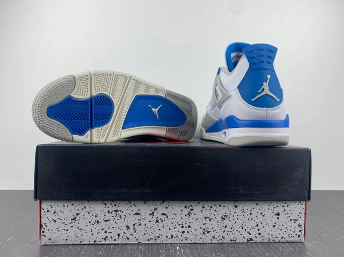 Jordan 4 Retro Military Blue 308497-105 WellDesigned 851