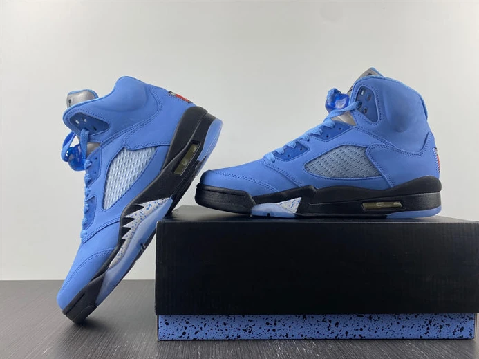 Jordan 5 UNC DV1310-401 Trendy 943