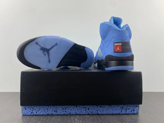 Jordan 5 UNC DV1310-401 Trendy 943