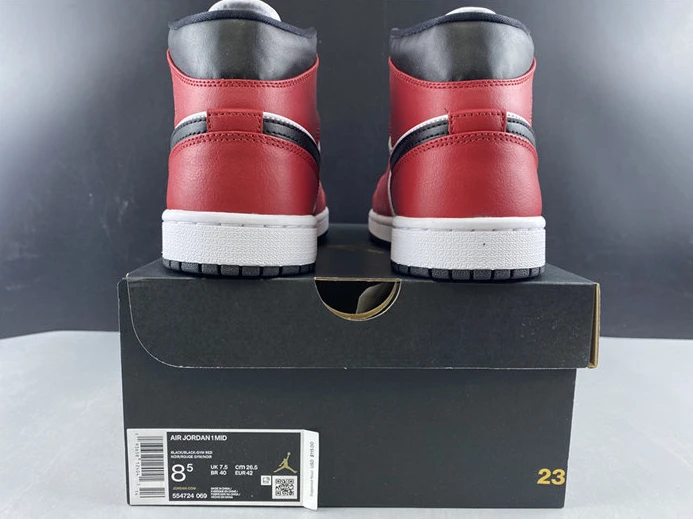 Jordan1 Mid Chicago Toe 554724-069 NewStyle 552