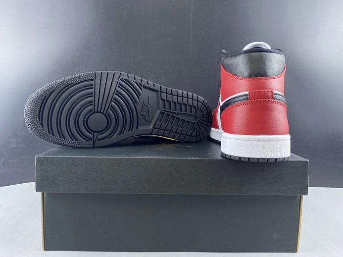 Jordan1 Mid Chicago Toe 554724-069 NewStyle 552