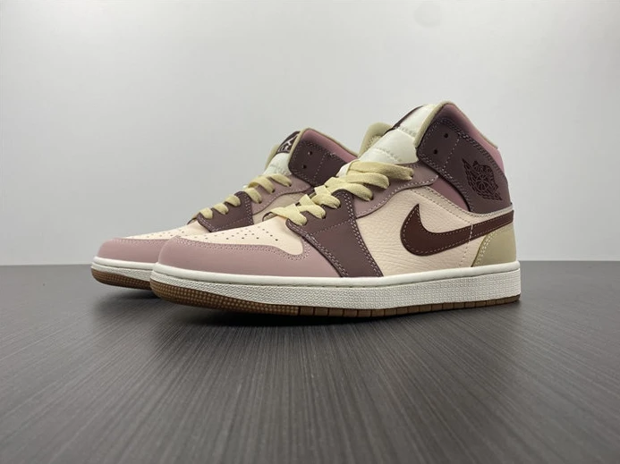 Jordan1 Mid SE Dark Pony Smoky Mauve DO7440-821 Trendy 441