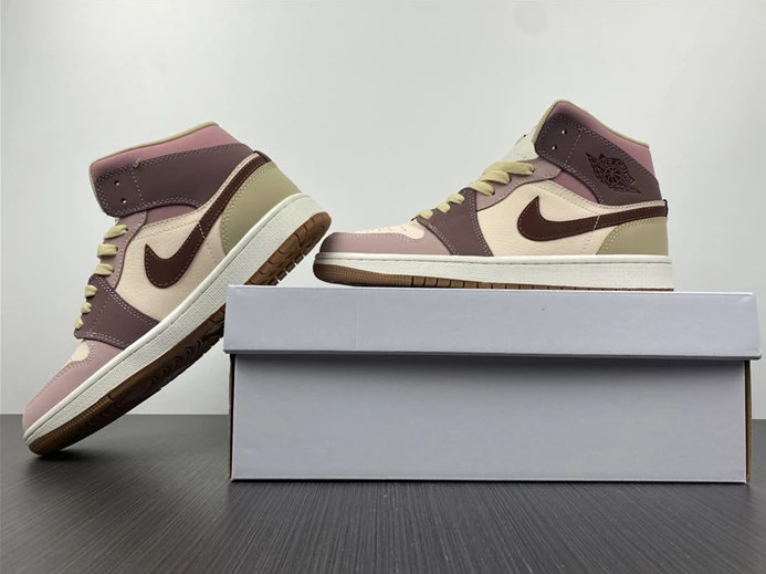 Jordan1 Mid SE Dark Pony Smoky Mauve DO7440-821 Trendy 441