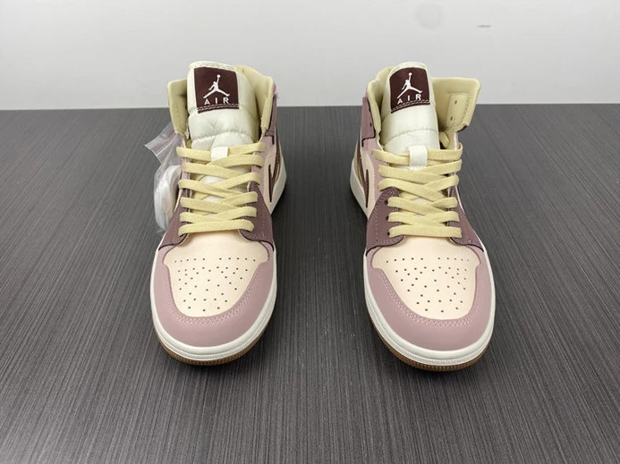 Jordan1 Mid SE Dark Pony Smoky Mauve DO7440-821 Trendy 441