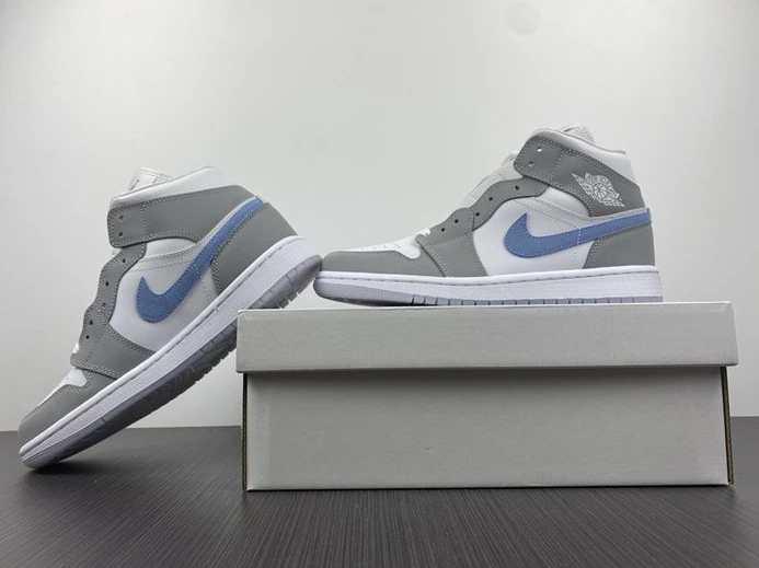 Jordan1 Mid Wolf Grey Aluminum BQ6472-105 ModernLook 463