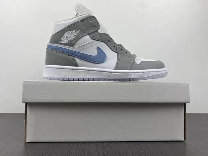 Jordan1 Mid Wolf Grey Aluminum BQ6472-105 ModernLook 463