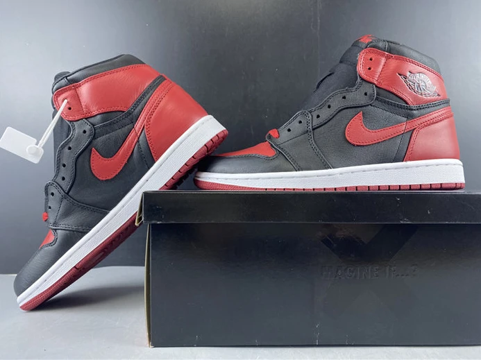 Jordan1 Retro Banned 432001-001 DailyWear 486