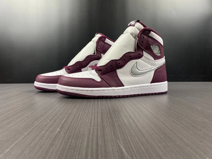 Jordan1 Retro OG Bordeaux 555088-611 ModernLook 476