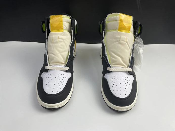 Jordan1 White Black Volt University Gold 555088-118 StreetReady 497