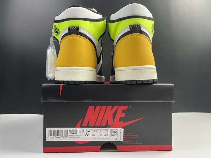 Jordan1 White Black Volt University Gold 555088-118 StreetReady 497