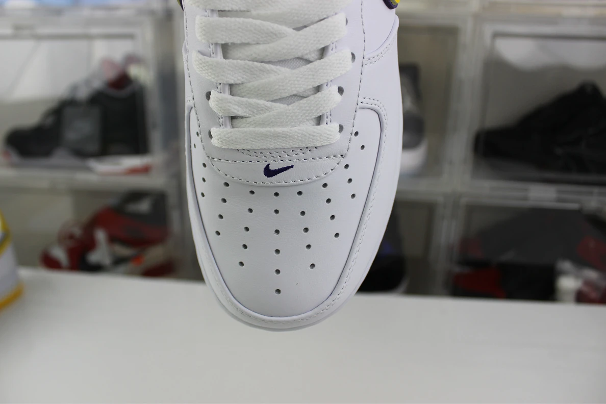 Kobe Bryant x Nike Air Force 1 Low TopPick 2380