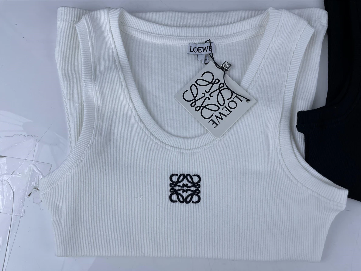 LOEWE ladies sweater vest ( black or white, price for 1 pcs) UrbanStyle 24
