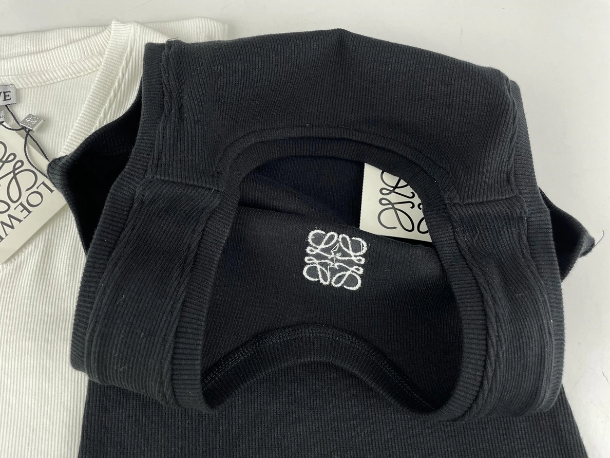 LOEWE ladies sweater vest ( black or white, price for 1 pcs) UrbanStyle 24