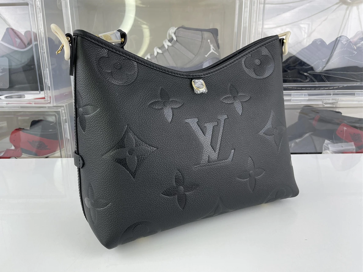 LV All in BB Xph Black bag, (18 x 16 x12 cm) GoAnywhere 141