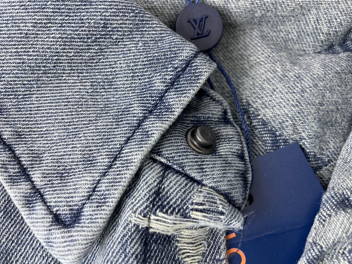 LV Jean suit GoAnywhere 161