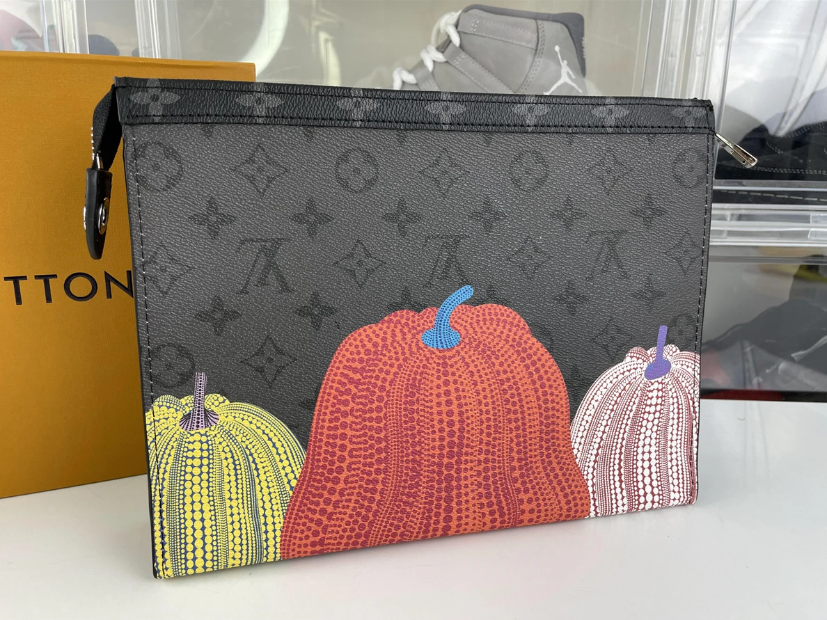 LV Mens Pumpkin Ochette Voyage hand bag ( 27 x 21 x 3cm) GoodFit 144
