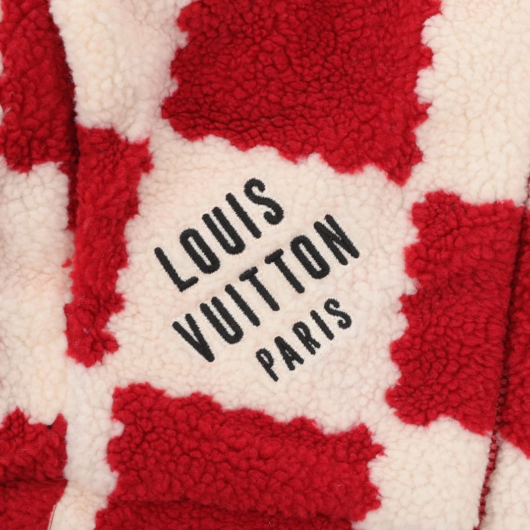 LV Nigo White Red Checkerboard Style StreetReady 70