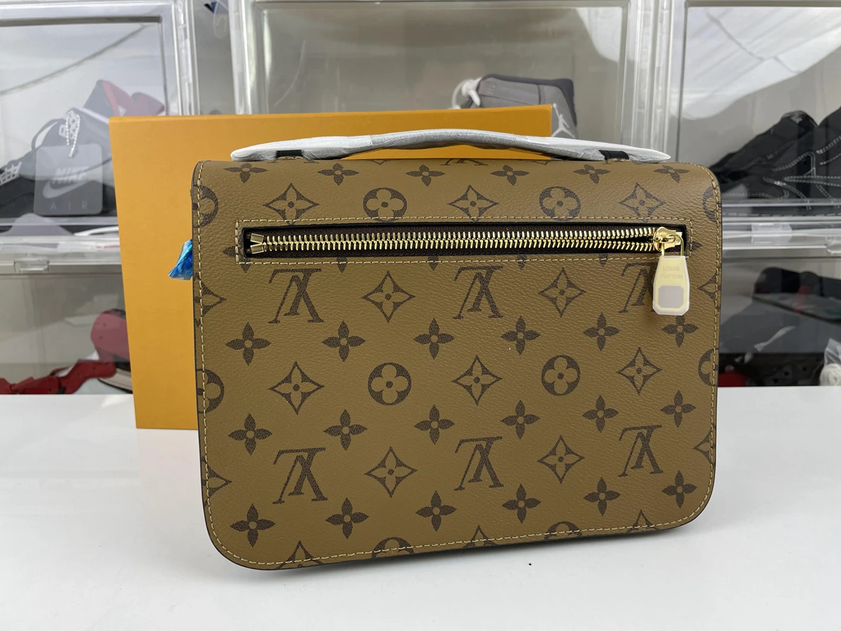 LV Pochette Metis Hand bag ( 25x 9x 17 cm) StreetReady 280