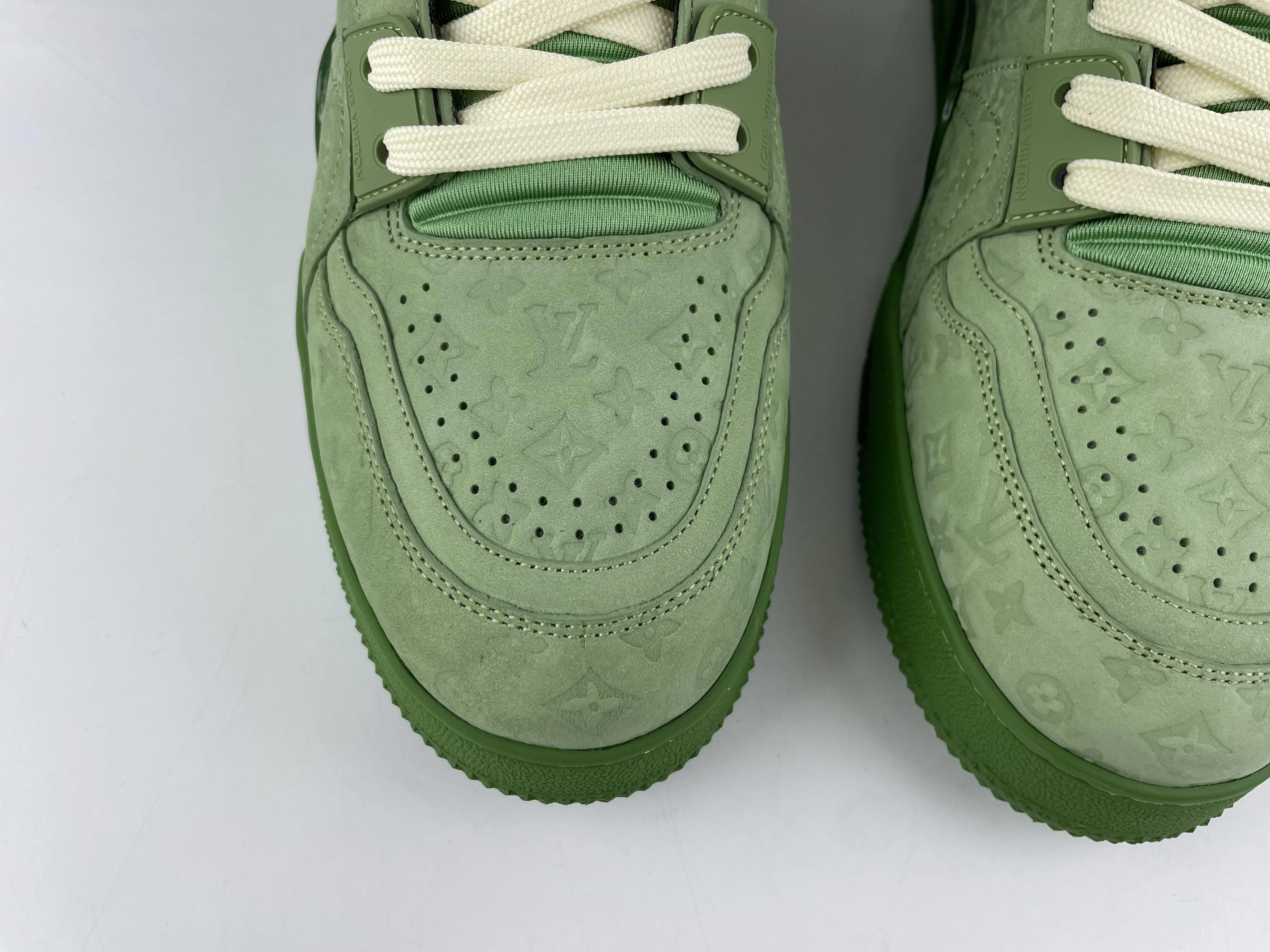 Louis Vuitton Green Arch Light High Boost Sneaker AllSeason 188