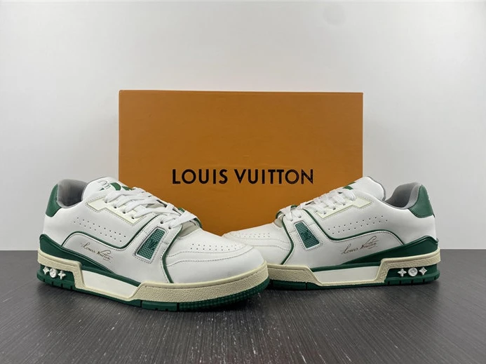 Louis Vuitton LV Trainer Sneaker Low White Green 1A54HM GoAnywhere 1517