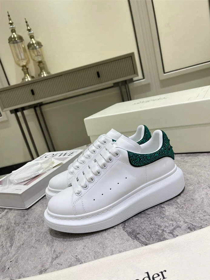 Mc Queen 60 Trendy 1343