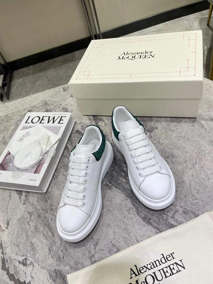 Mc Queen 60 Trendy 1343