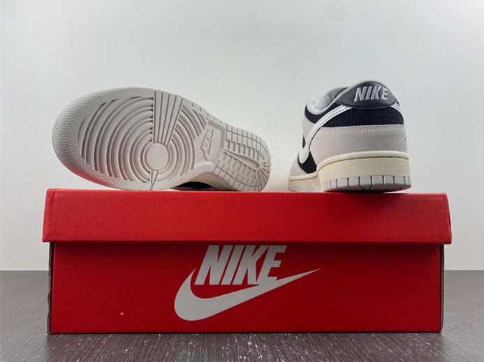 ModernLook 2749 Nike Dunk Low DD9776- 1795