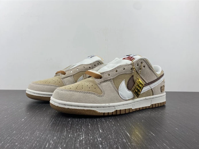 ModernLook 8614 Nike Dunk Low SE 85 DO9457-100D 1824