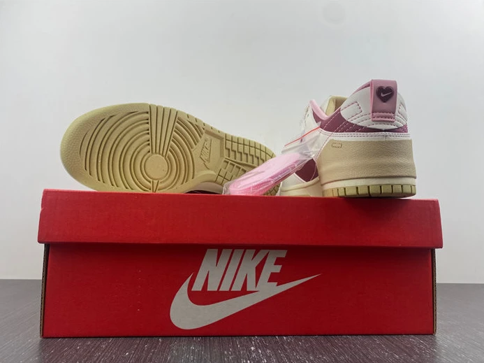 ModernLook 9037 Nike Dunk Low Disrupt 2 Valentine's Day FD4617- 1798