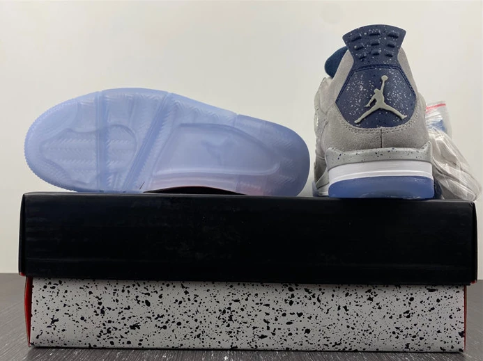 ModernLook Air Jordan 4 Retro 'Georgetown' PE AJ4-1043505 824