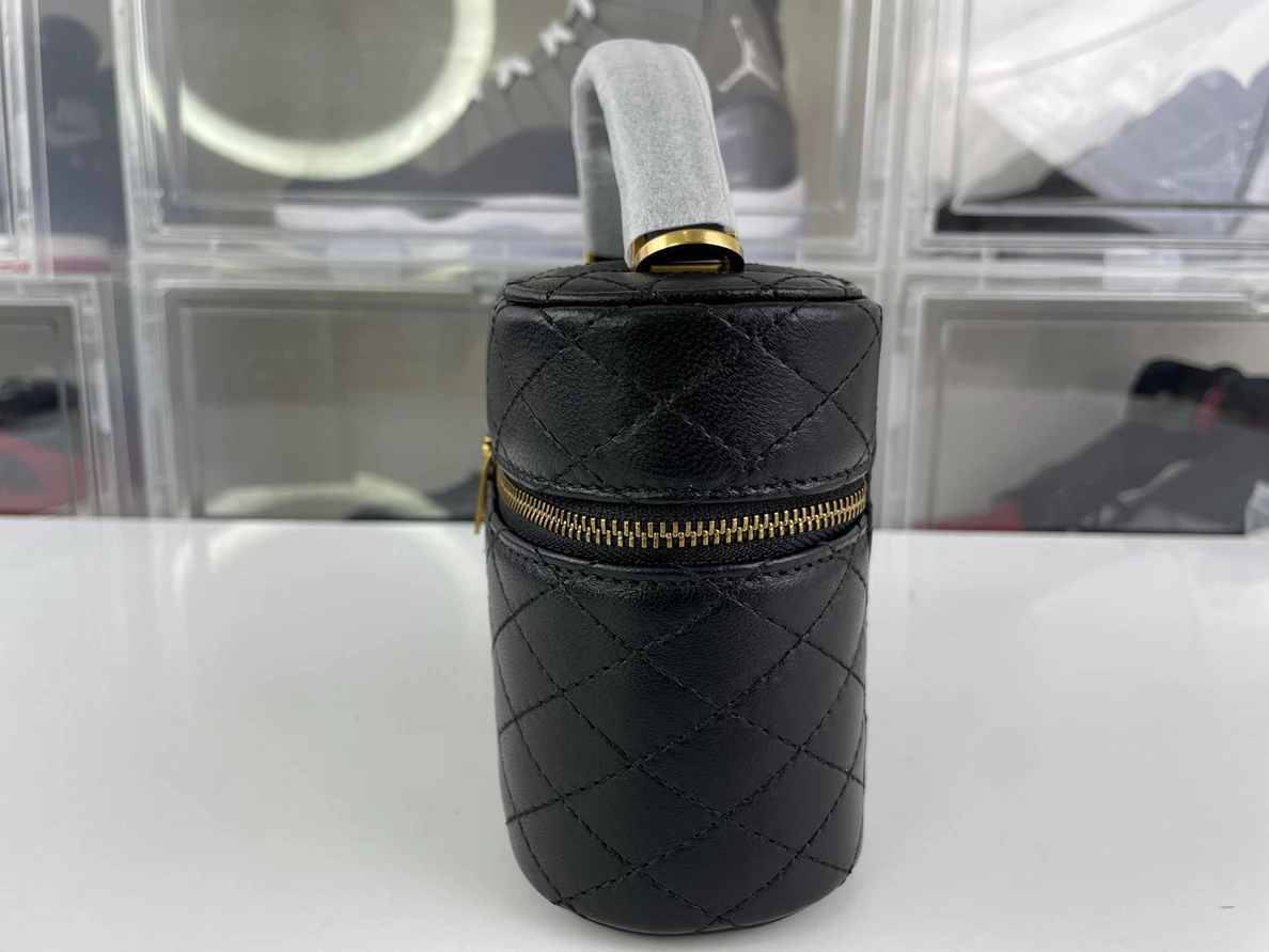 ModernLook Best Top quality YSL Saint Laurent mini Gaby Black bag, (18 x 11 x 6.5cm) 219