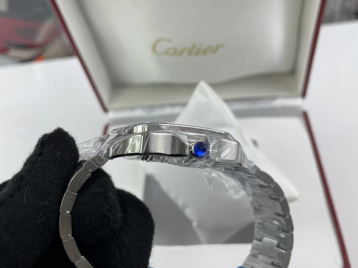 ModernLook Cartier mens Watch, (39.8x47.5x9.08mm ) 329