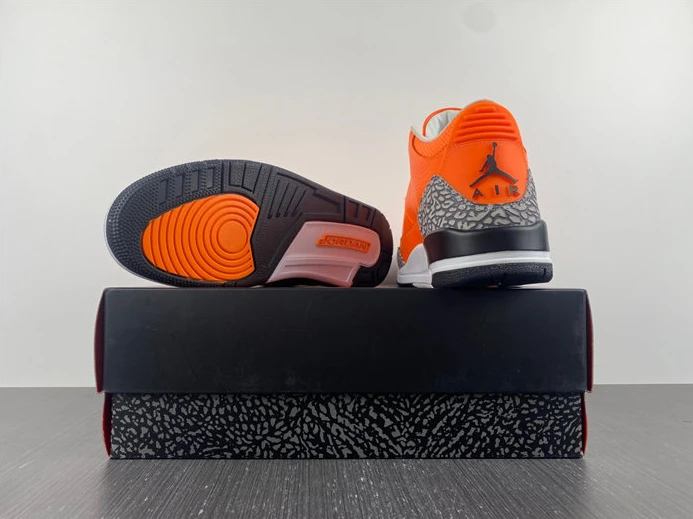 ModernLook Jordan 3 Retro Orange CT8532-801 743