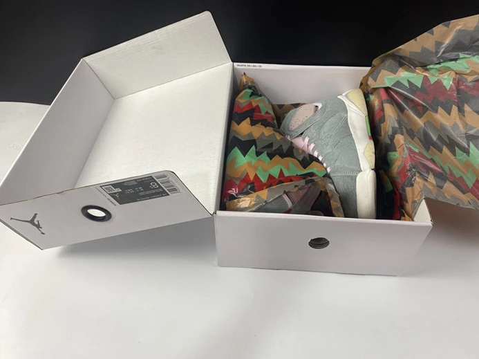ModernLook Jordan 7 Retro Neutral Grey CT8528-002 1024