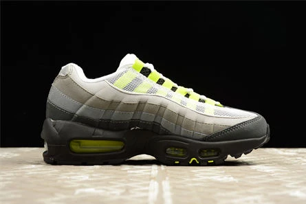 ModernLook Nike Air Max 95 OG Neon 307960-002 2575