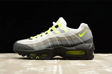 ModernLook Nike Air Max 95 OG Neon 307960-002 2575