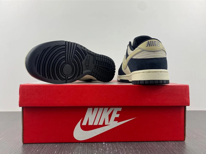 ModernLook Nike Dunk Low Pink Suede DV3054-001 1844