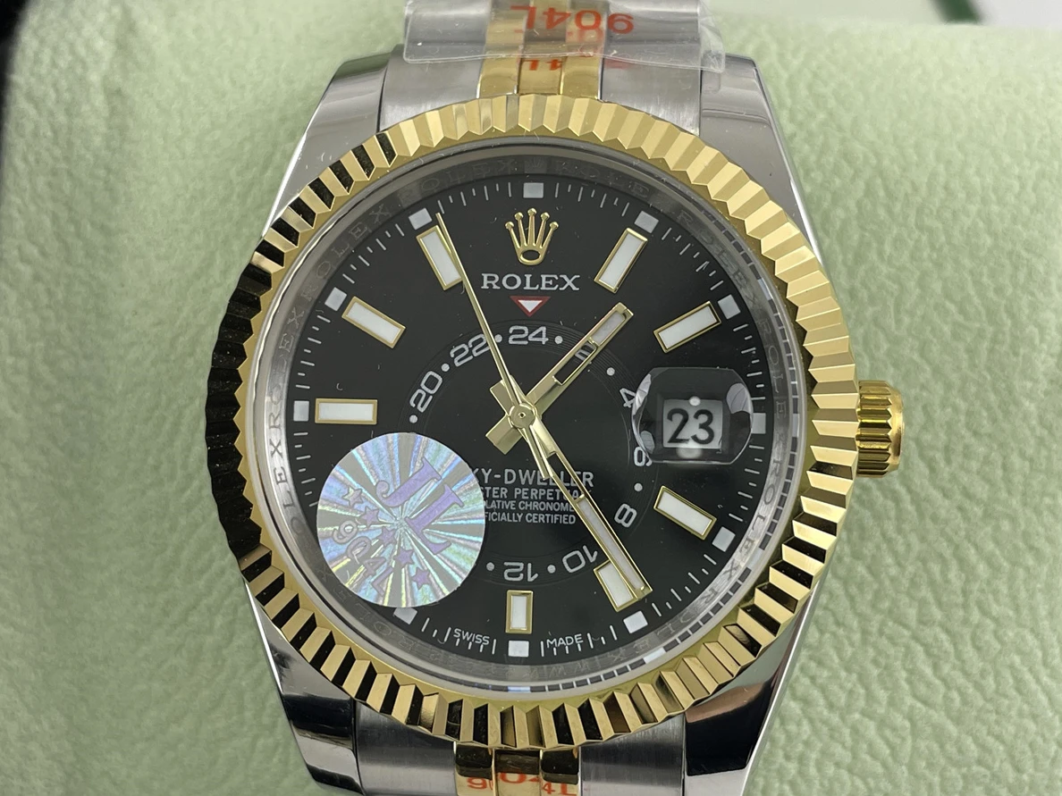 ModernLook Rolex Watch Sky-Dweller Black with Gold Ring Command (42mm) 312