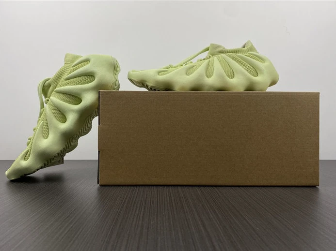 ModernLook adidas Yeezy 450 RESIN GY5388 2966